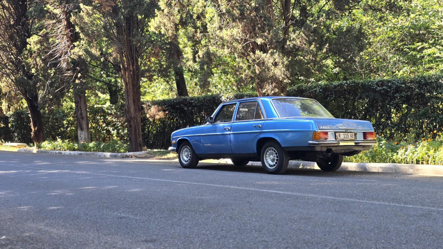 Blue classic Mercedes-Benz W115 in Tirana